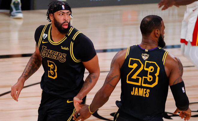 它通过融合 它通过融合