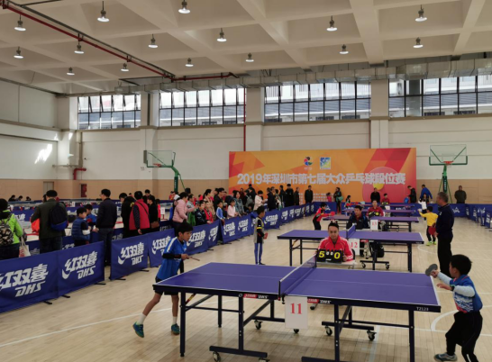 网球赛事中 网球赛事中